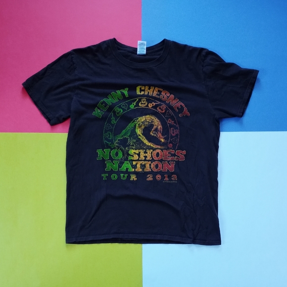 Gildan Other - Kenny Chesney No Shoes Nation 2013 Tour Shirt